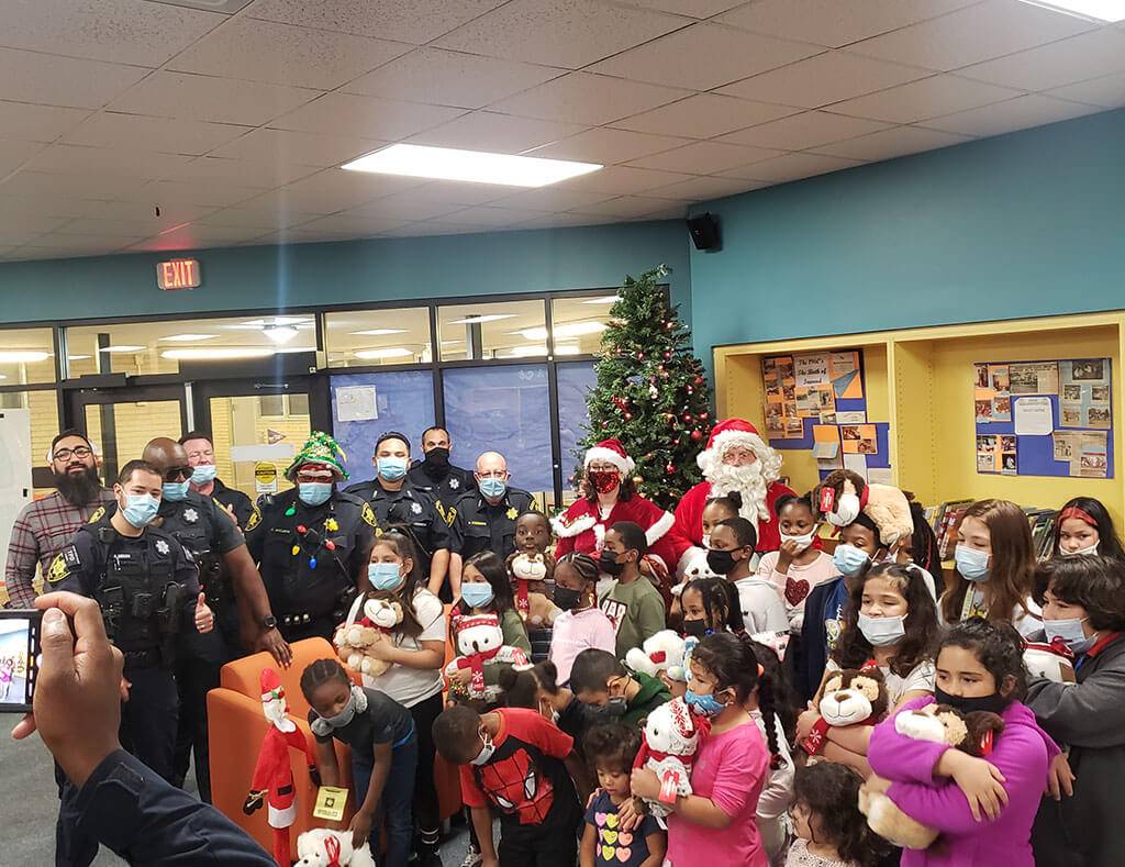 2021 Holiday Toy Drive Trammel 27